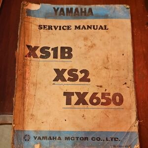 Yamaha Service Manual - Blue and Brown